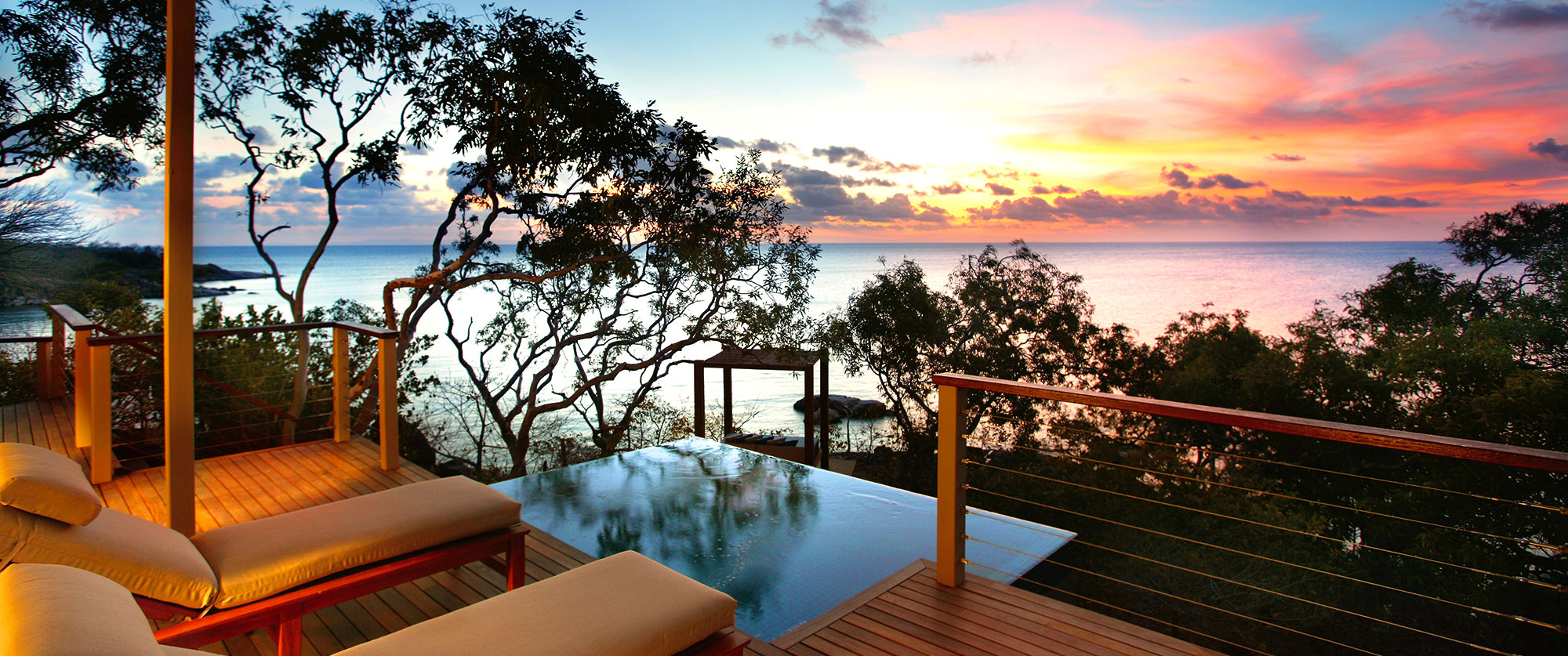 Lizard Island private pool at beautiful sunset