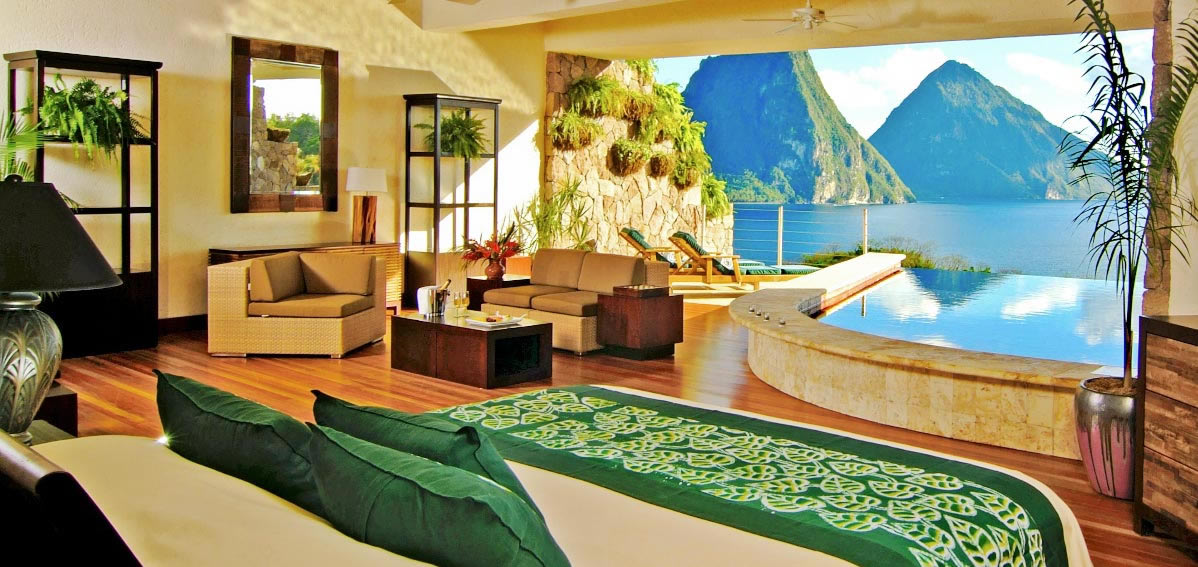 Jade Mountain luxurious bed facing the Pitons